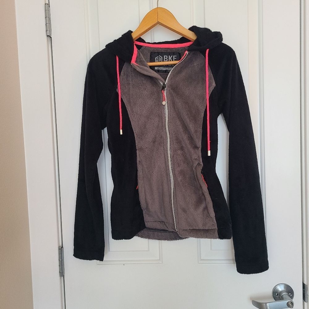 BKE Sport Athletic Fit, Black Gray Pink Fleece Sweater Outdoor Jacket